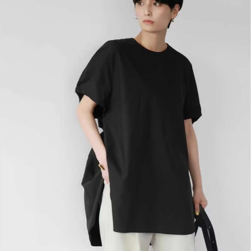 40代ファッション レディース オーバーサイズスリットTシャツ