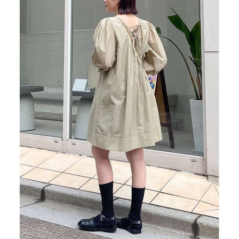 40代ファッション レディース ふんわり袖のゆったりワンピース