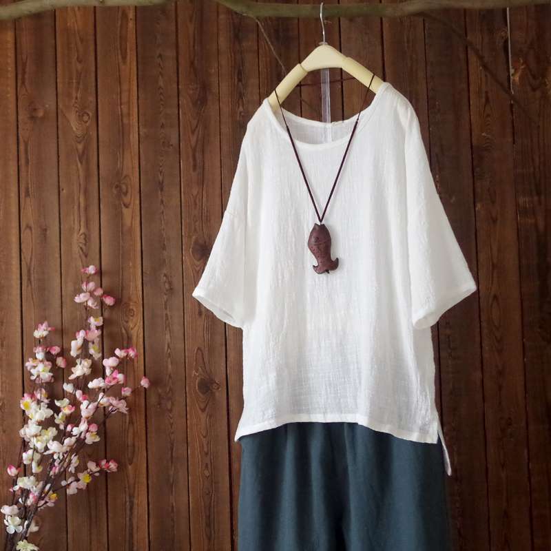 40代ファッション レディース ナチュラルリネンワンピース with フィッシュペンダント