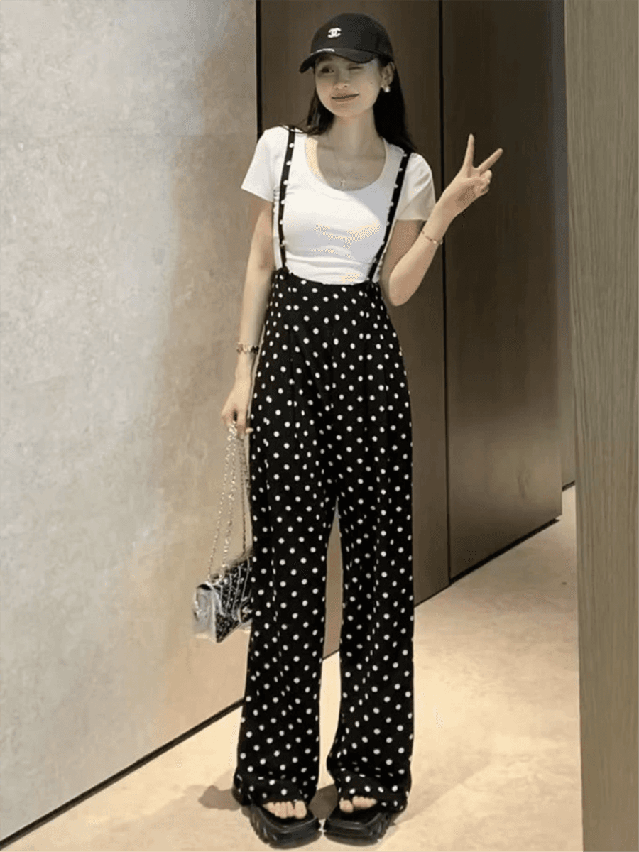 40代ファッション レディース 大人可愛いドット柄サロペット