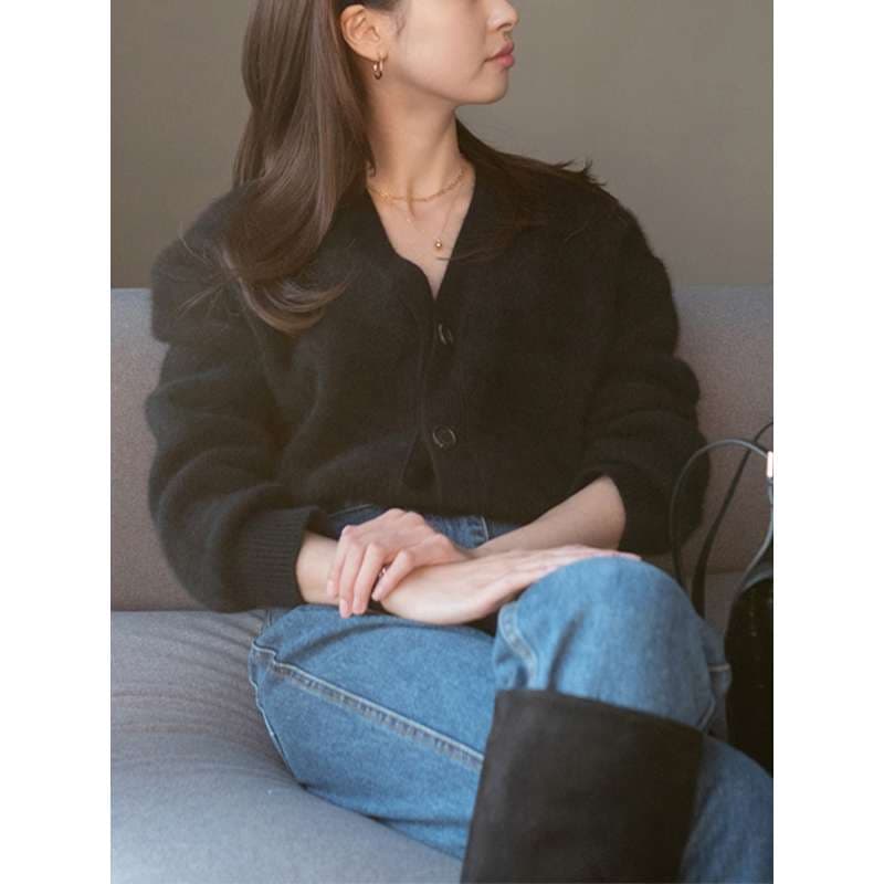 40代レディースファッション 大人の余裕を感じさせるゆったりカーディガン