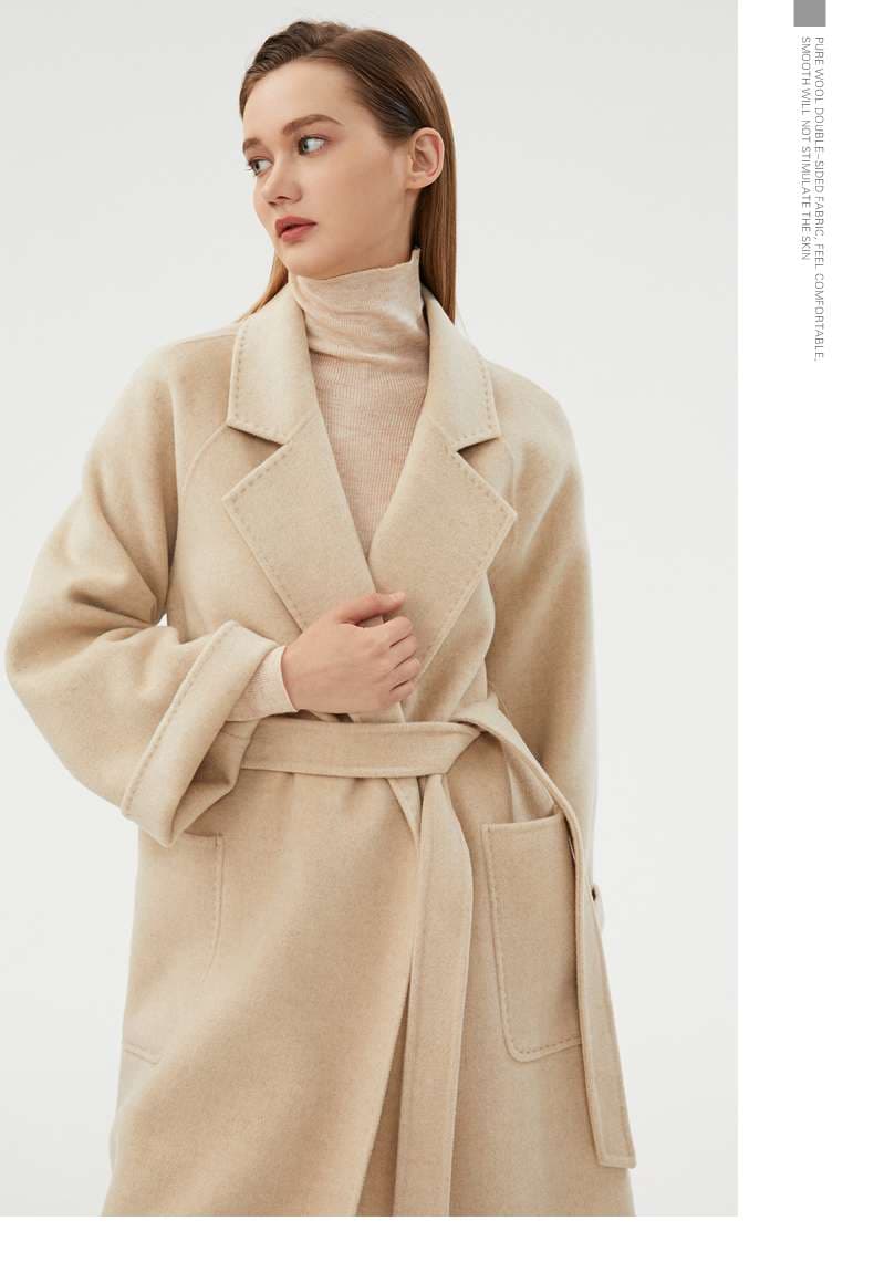 40代レディースファッション 優雅なロングラップコート