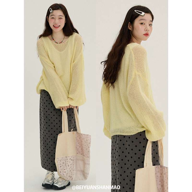 40代ファッション レディース ゆったりシルエットの透かし編みニット