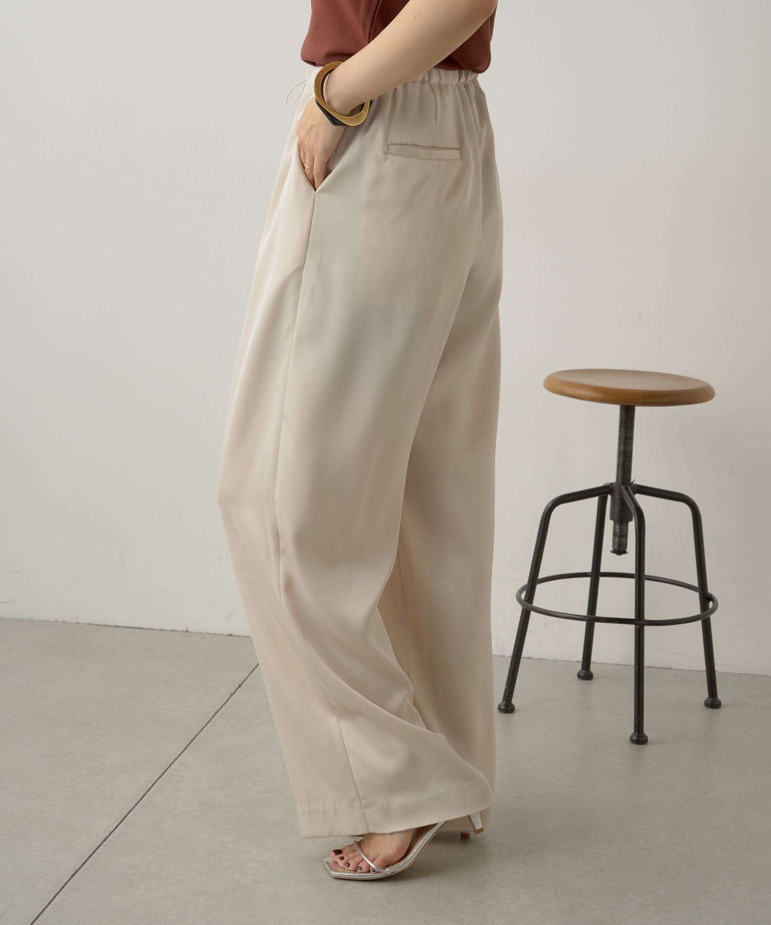 40代ファッション レディース エレガントドレープワイドパンツ