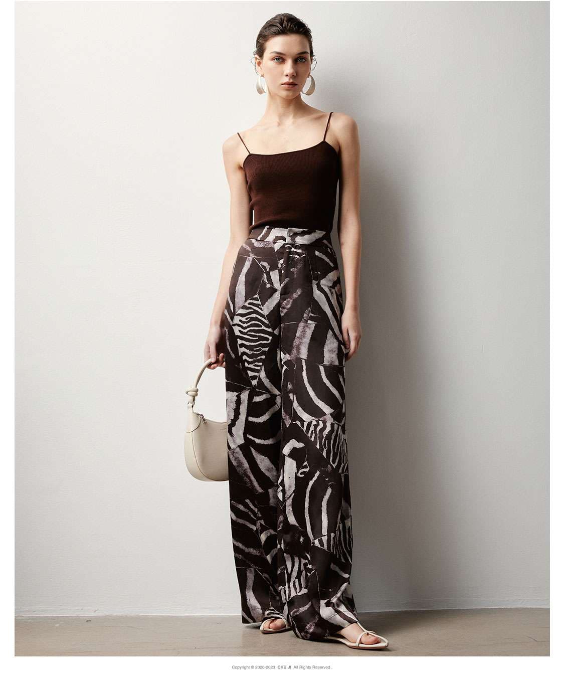 40代ファッション レディース エキゾチック ワイドパンツ