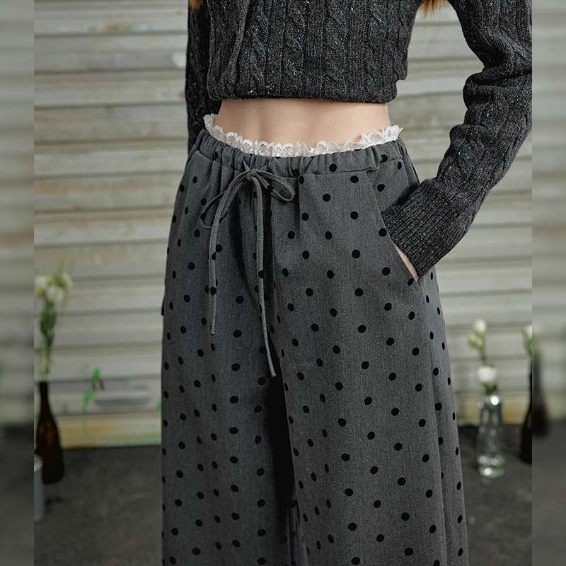 40代ファッション レディース アーバンドット柄ワイドパンツ