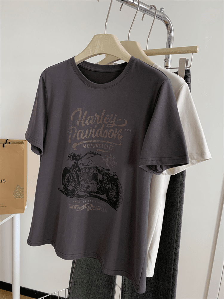 40代ファッション レディース ヴィンテージ風ハーレーダビッドソンTシャツ
