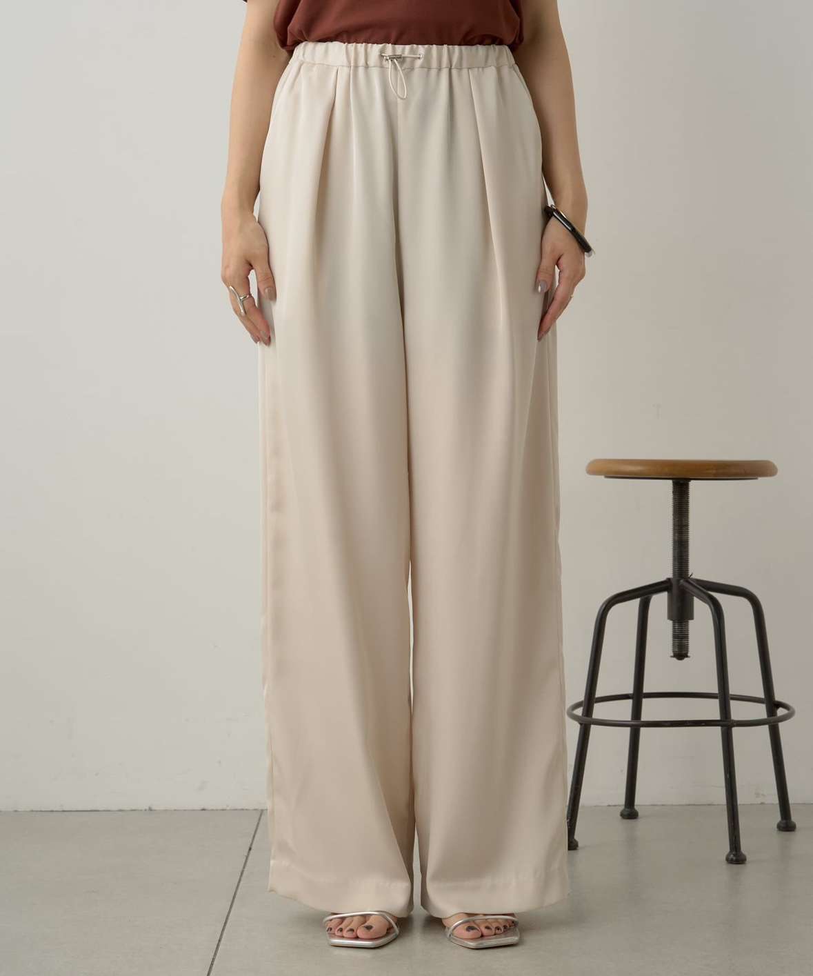 40代ファッション レディース エレガントドレープワイドパンツ