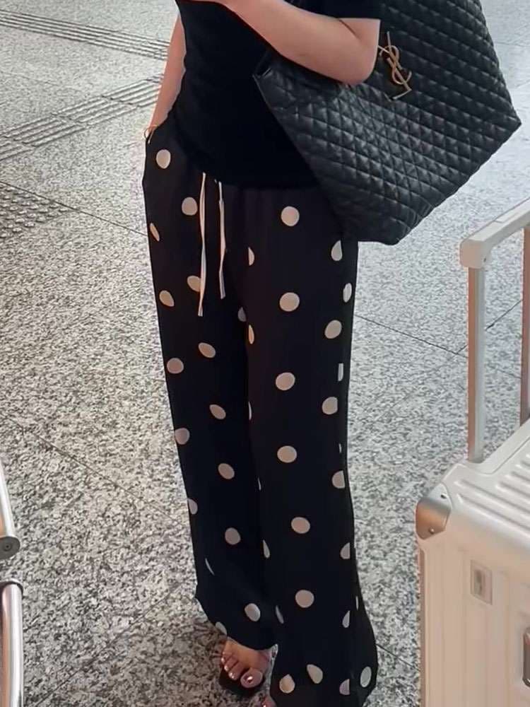 40代ファッション レディース 大人可愛いドット柄ワイドパンツ