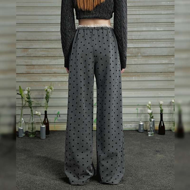 40代ファッション レディース アーバンドット柄ワイドパンツ