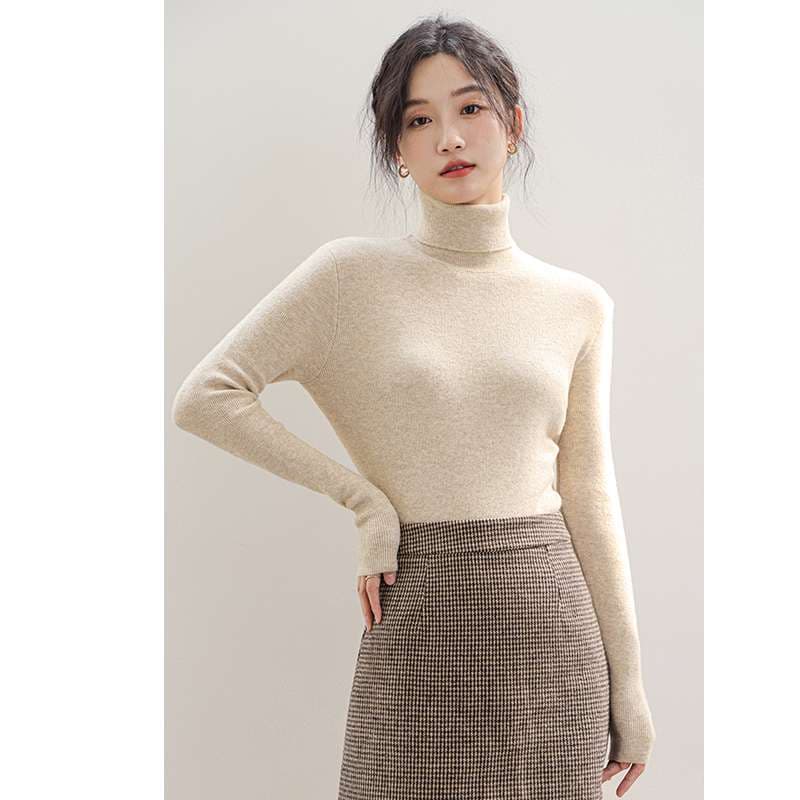 40代レディースファッション 秋冬トレンドタートルネックニット