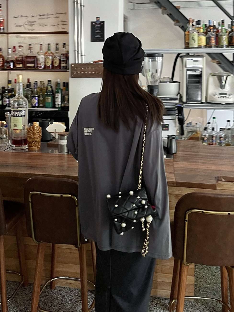 40代ファッション レディース ゆったりロゴプリント長袖カットソー