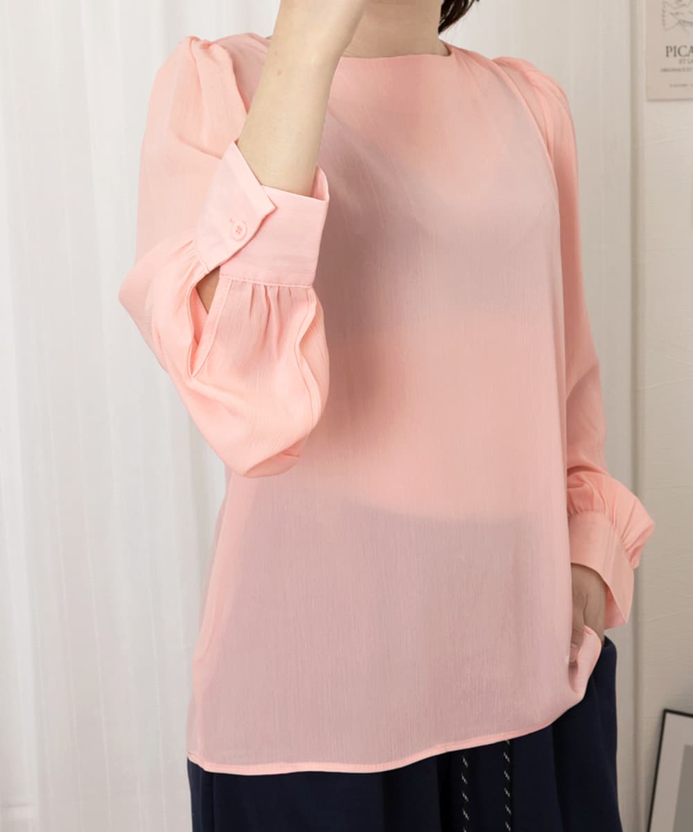 40代ファッション 透け感が上品な長袖ブラウス ゆったりシルエット