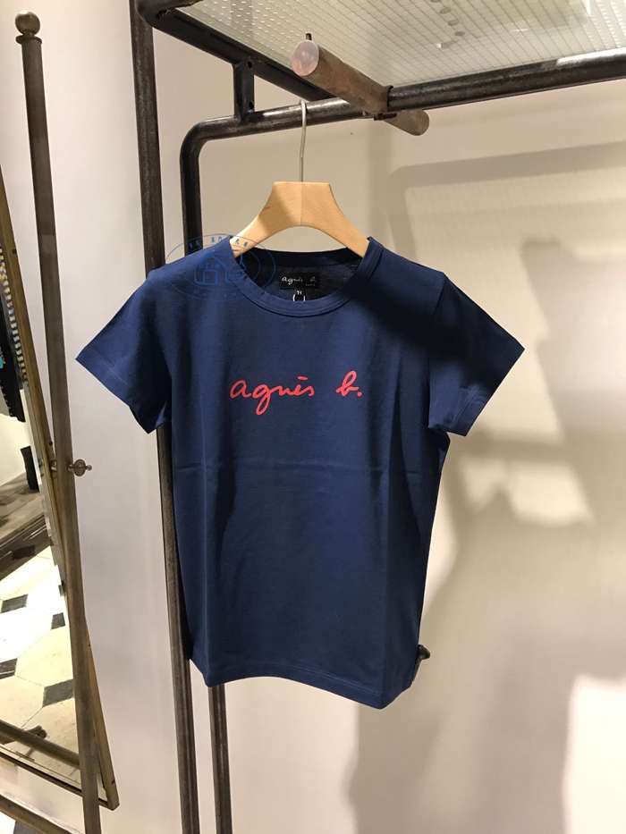 40代ファッション レディース アニエスベー シンプルロゴTシャツ